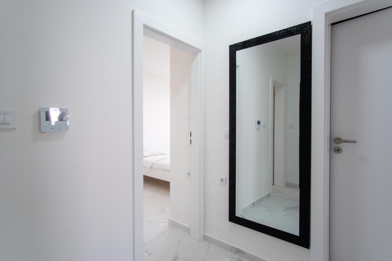 Noa East Residence Novalja Bagian luar foto