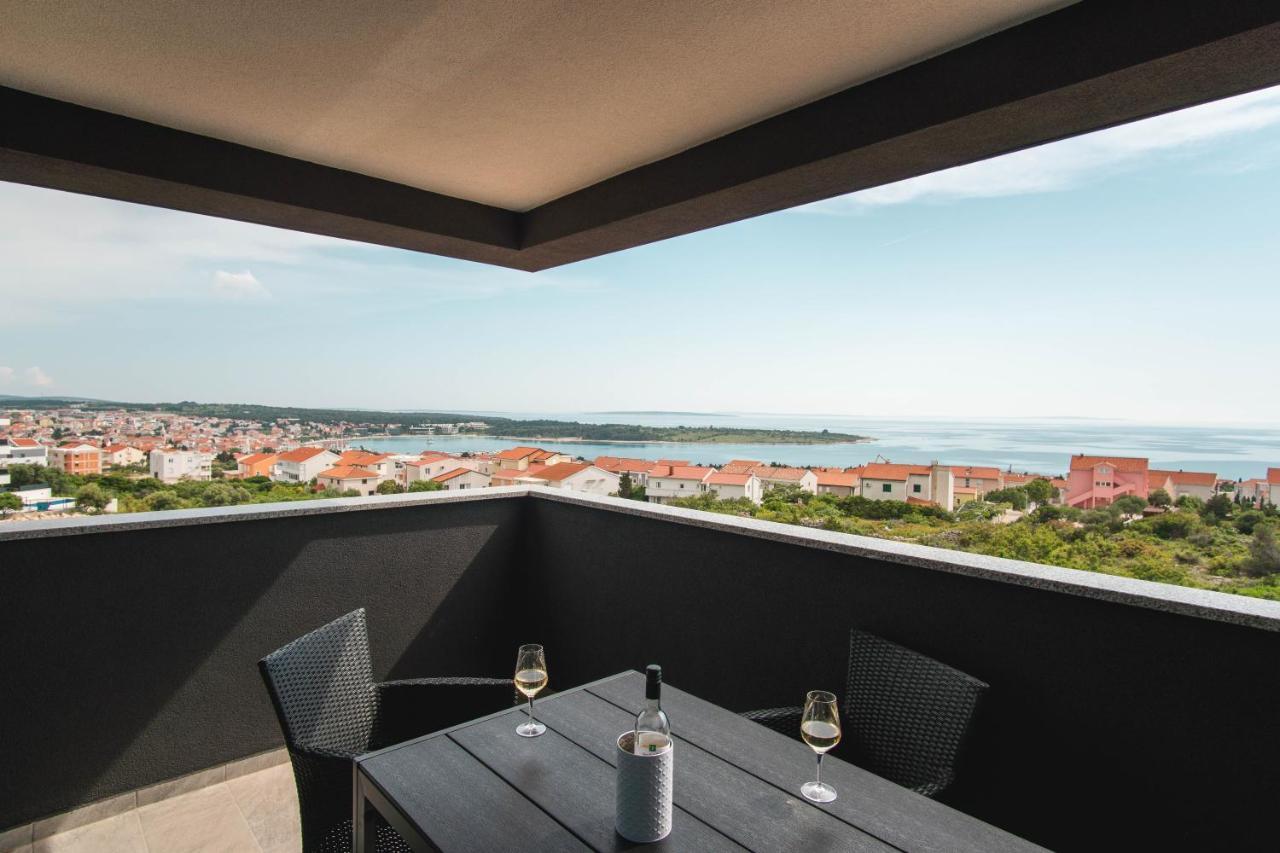 Noa East Residence Novalja Bagian luar foto