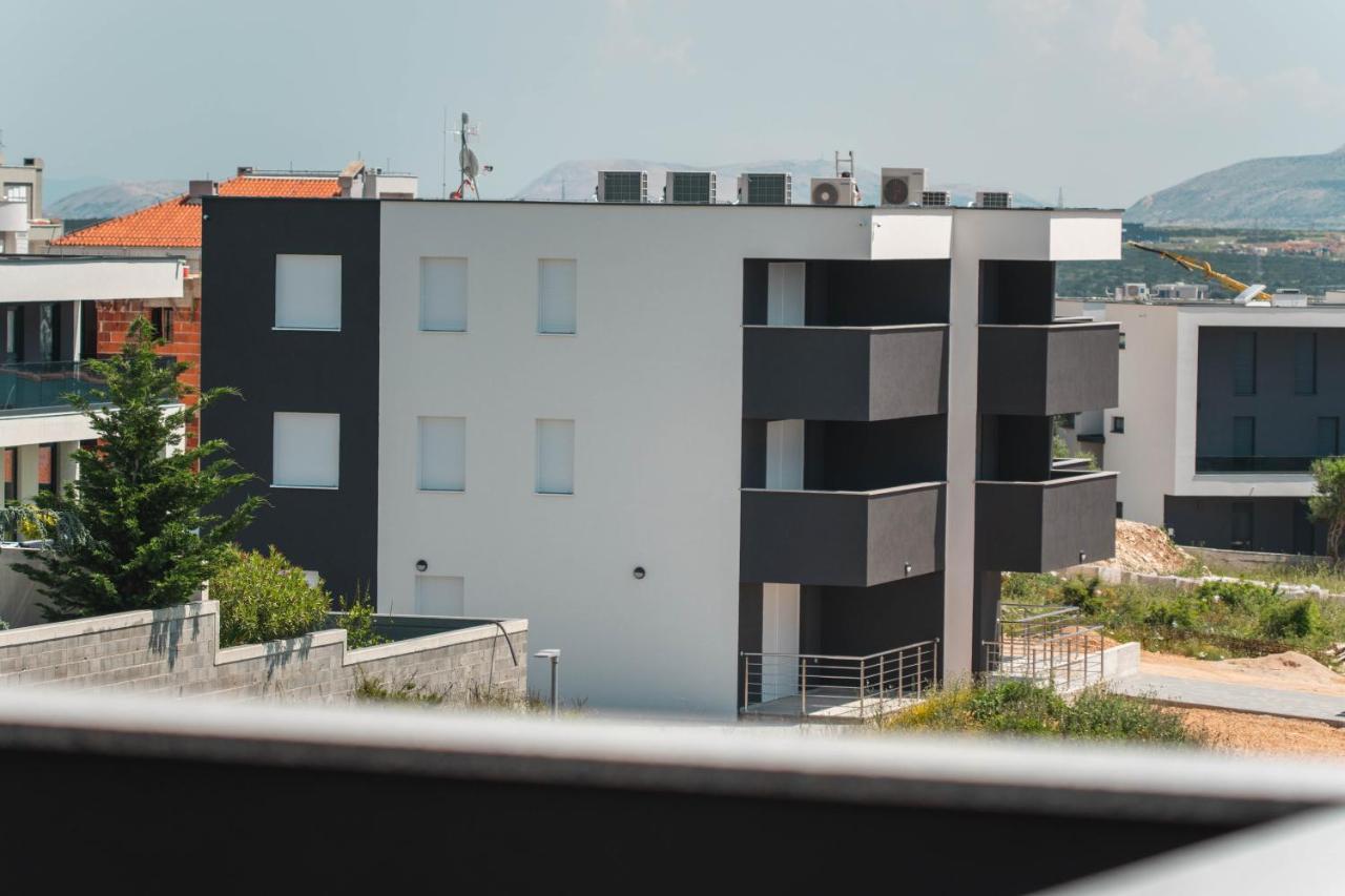 Noa East Residence Novalja Bagian luar foto