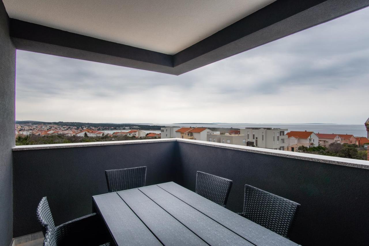 Noa East Residence Novalja Bagian luar foto