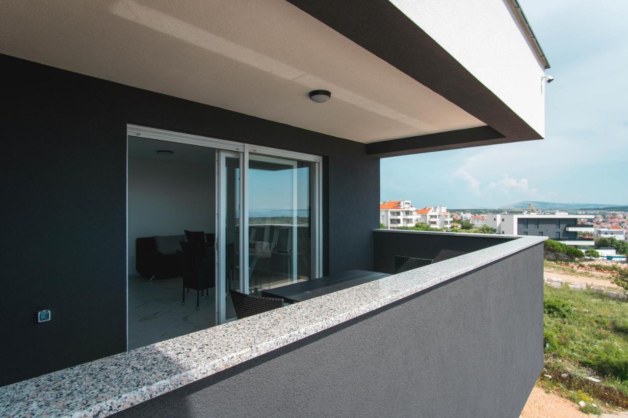 Noa East Residence Novalja Bagian luar foto