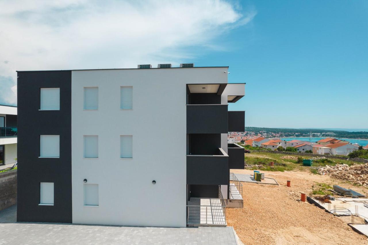 Noa East Residence Novalja Bagian luar foto